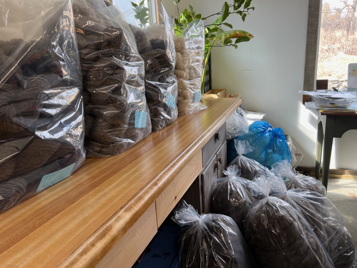 Picking Up My Wool - Fullmoonfiberart.com